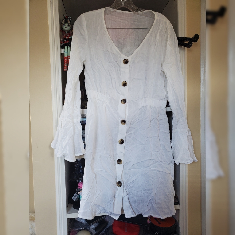 White linen look dress with bell sleeves sz m